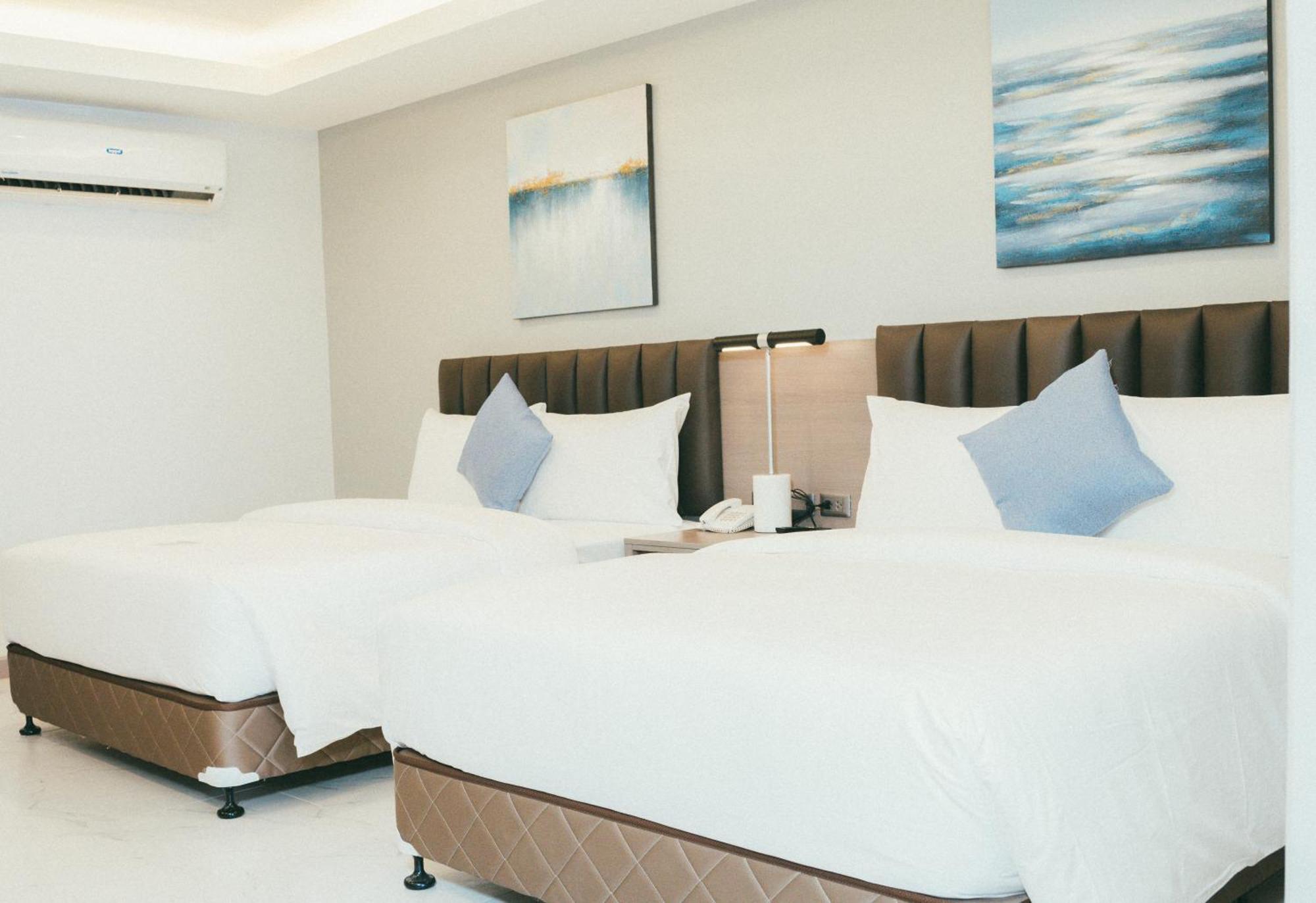 Ns Royal Hotel Cebu Exterior photo