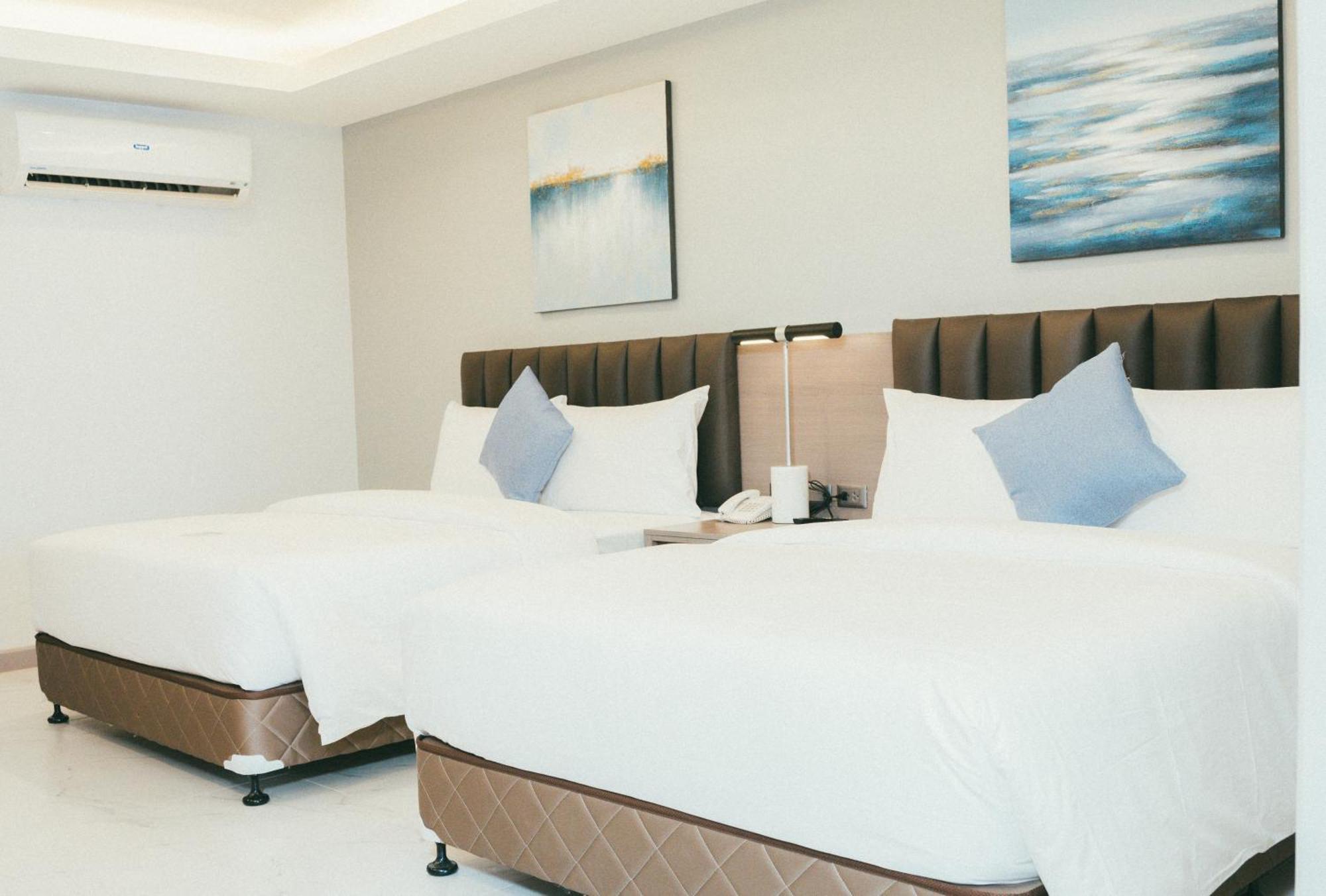 Ns Royal Hotel Cebu Exterior photo